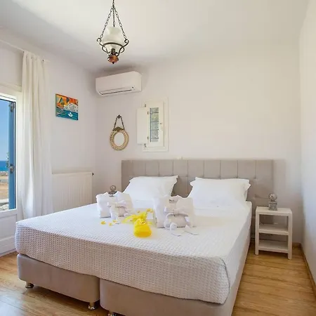 Sail Villa Naousa (Paros)