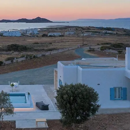 Sail Villa Naousa (Paros)