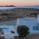 Sail Villa Naousa