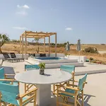 Villa Sail *